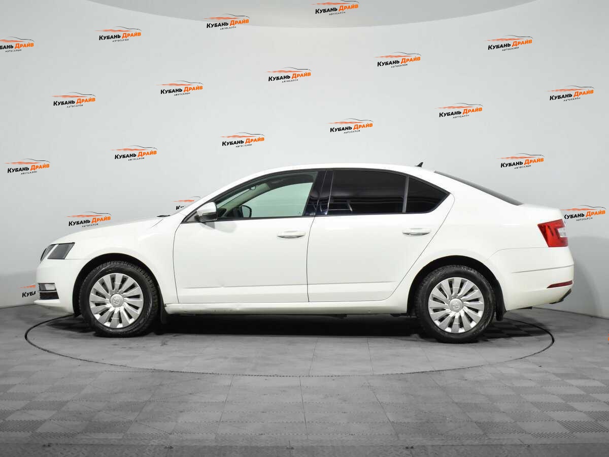 Skoda Octavia 2018 года с пробегом. Фото: #6