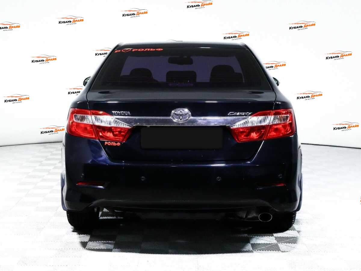 Toyota Camry 2012 года с пробегом. Фото: #5