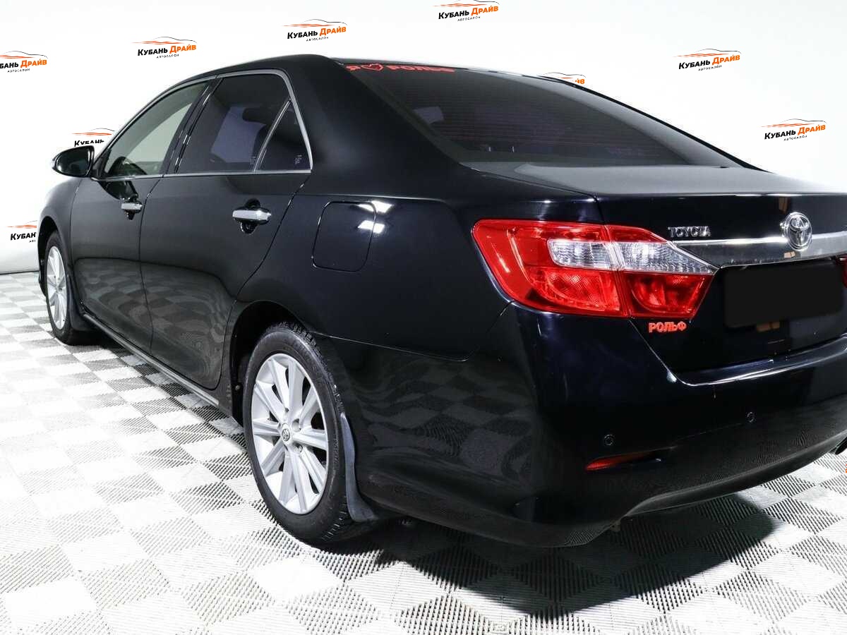 Toyota Camry 2012 года с пробегом. Фото: #19