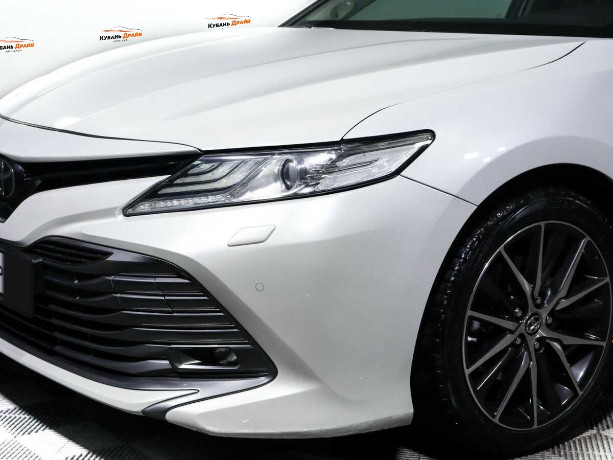Toyota Camry 2019 года с пробегом. Фото: #13