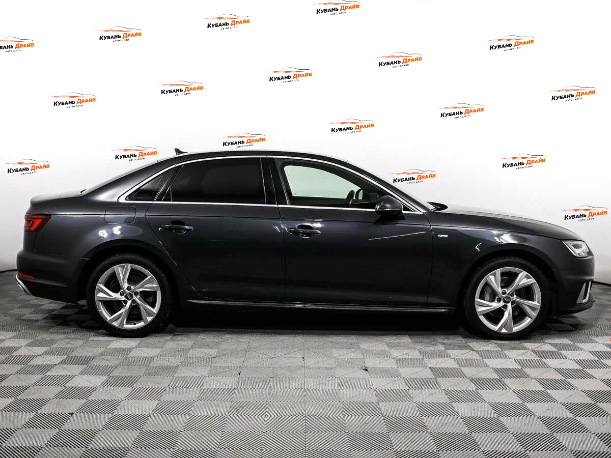 Audi A4 2018 года с пробегом. Фото: #3