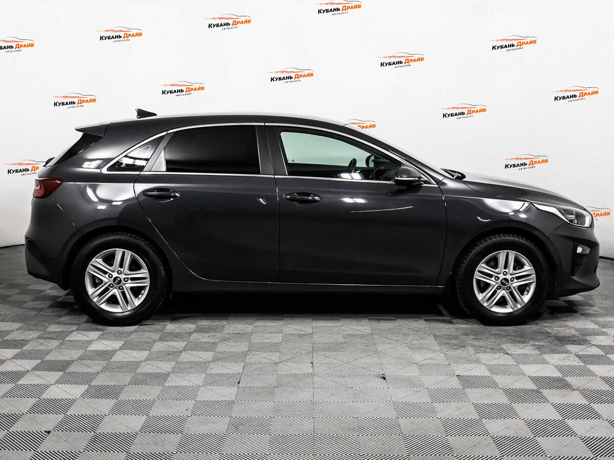 Kia Ceed 2019 года с пробегом. Фото: #3