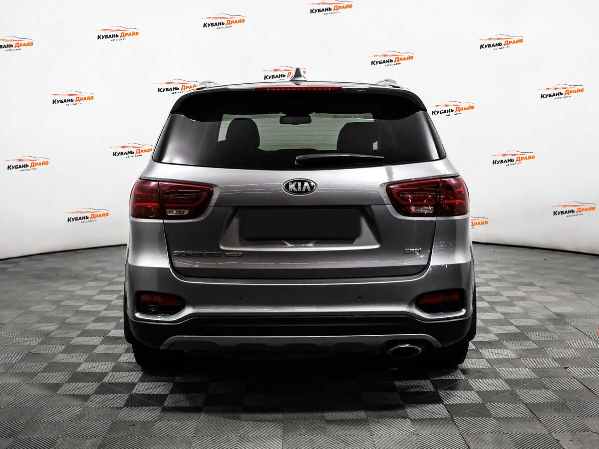 Kia Sorento 2018 года с пробегом. Фото: #5