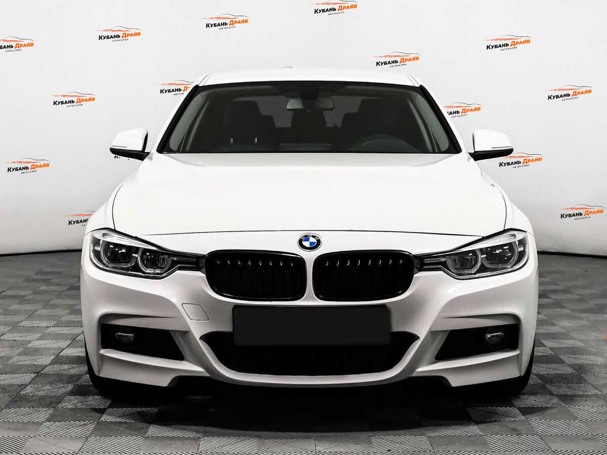 BMW 3 серии 2017 года с пробегом. Фото: #1