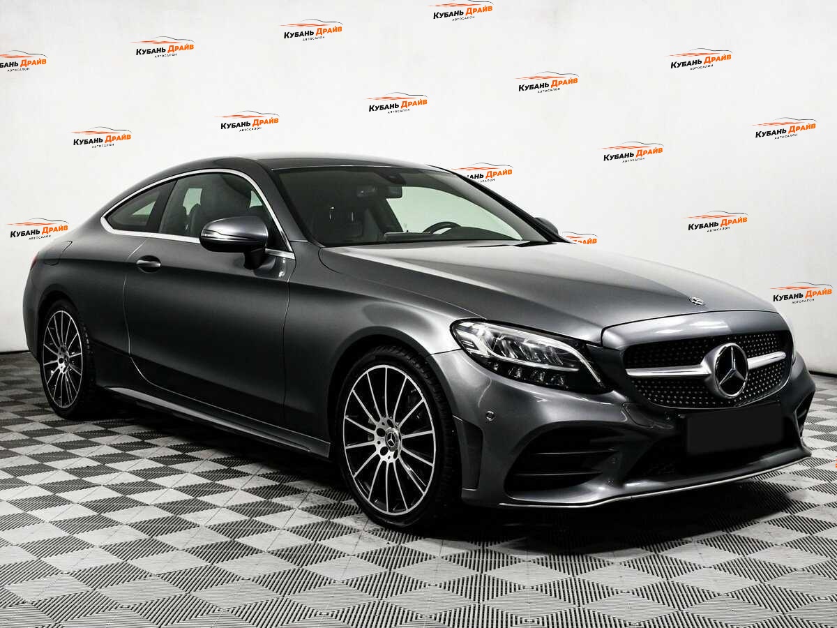 Mercedes-Benz C-Класс 2018 года с пробегом. Фото: #2
