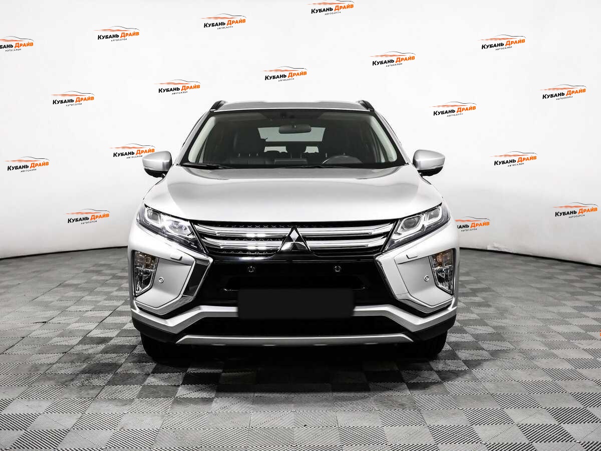 Mitsubishi Eclipse Cross 2018 года с пробегом. Фото: #1