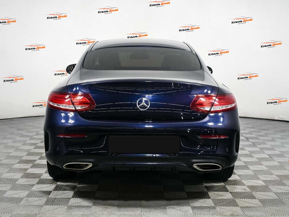 Mercedes-Benz C-Класс 2018 года с пробегом. Фото: #4