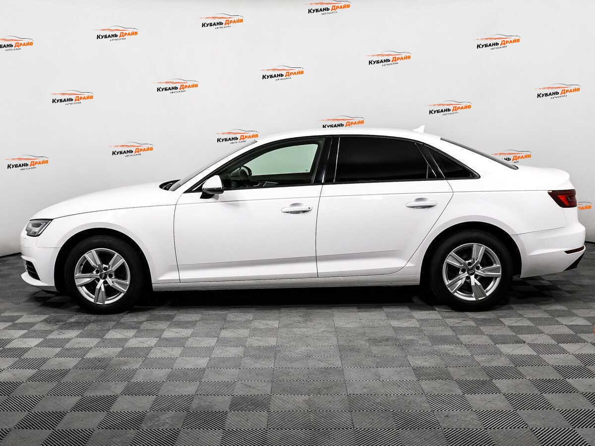 Audi A4 2018 года с пробегом. Фото: #7