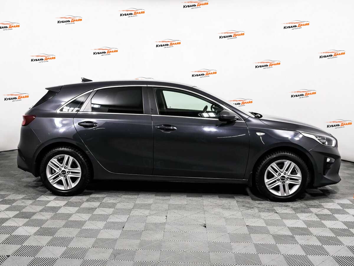 Kia Ceed 2018 года с пробегом. Фото: #3