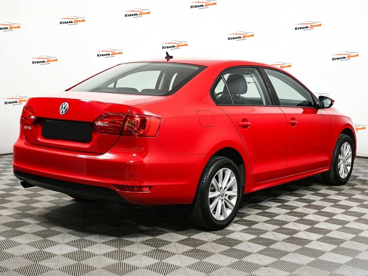 Volkswagen Jetta 2014 года с пробегом. Фото: #4