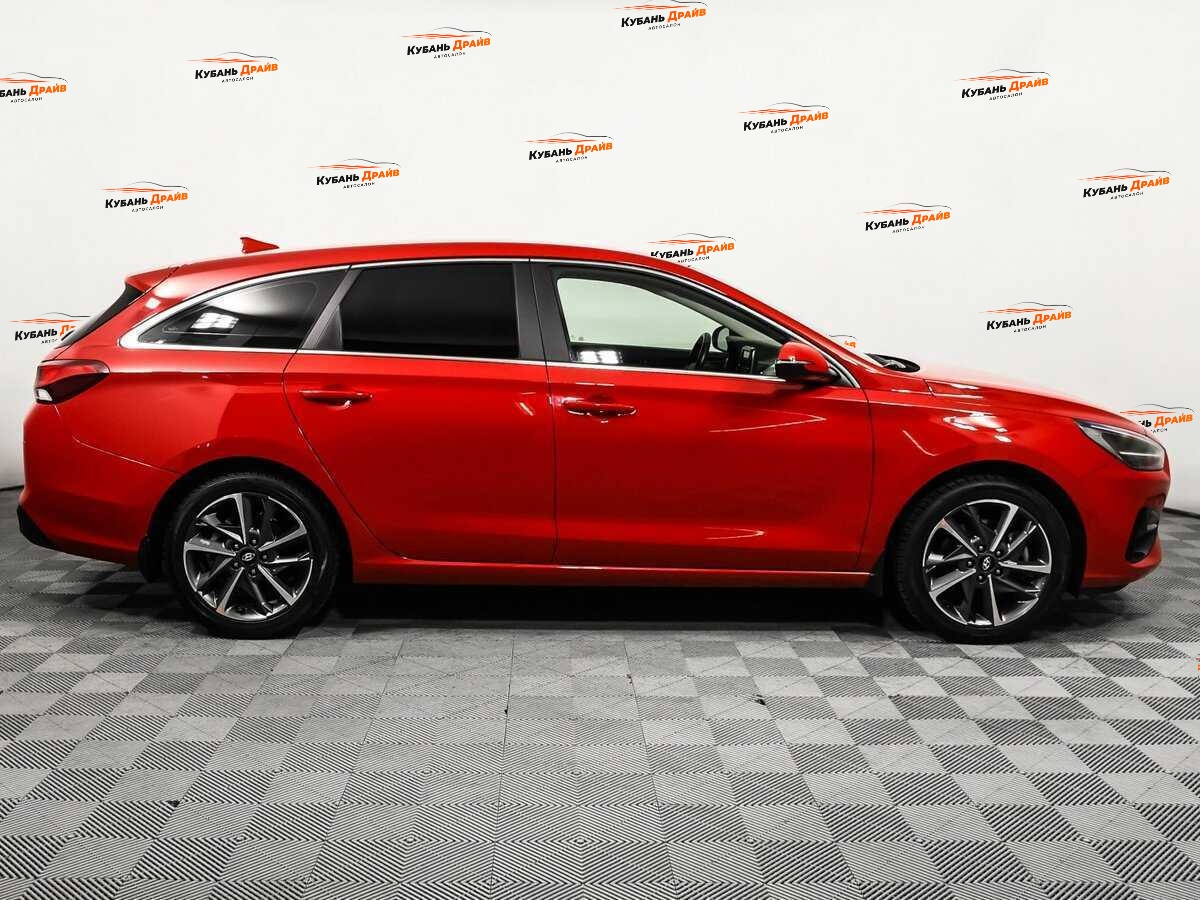 Hyundai i30 2022 года с пробегом. Фото: #3