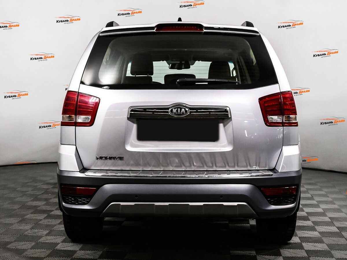 Kia Mohave 2017 года с пробегом. Фото: #5