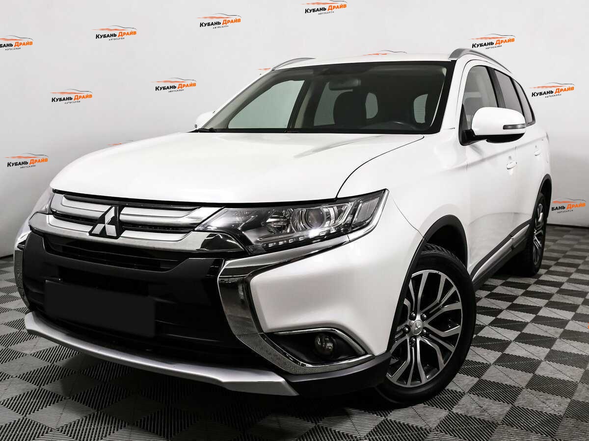 Mitsubishi Outlander 2017 года с пробегом. Фото: #13