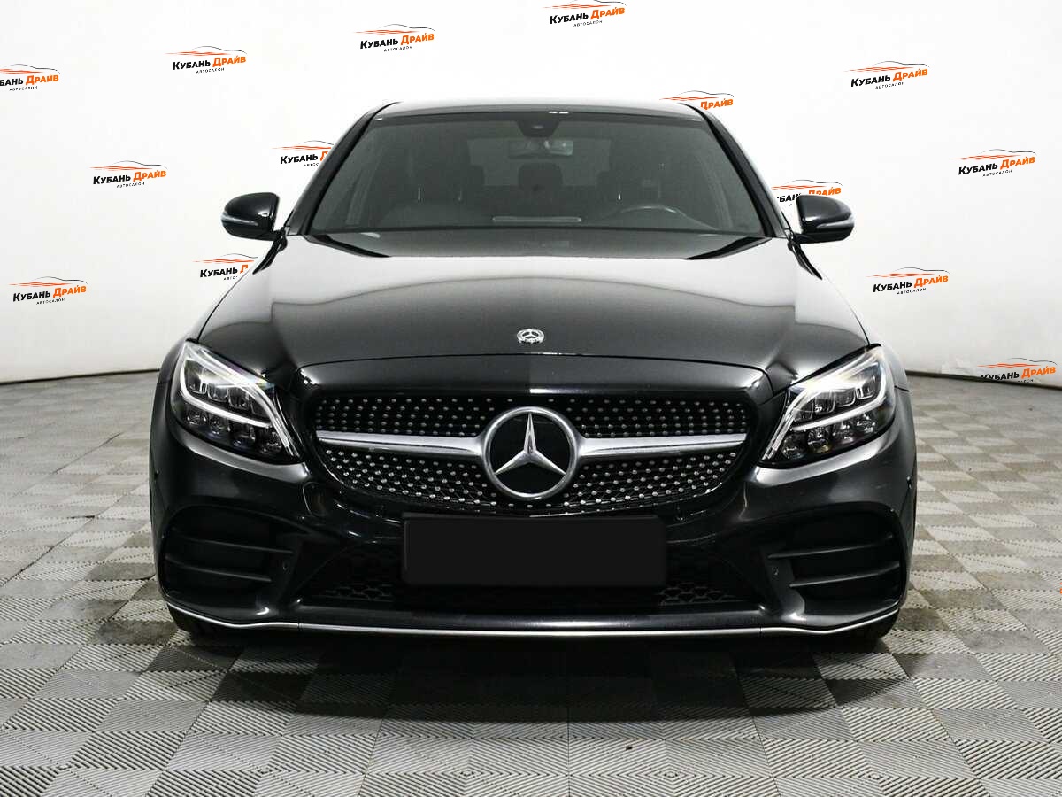 Mercedes-Benz C-Класс 2018 года с пробегом. Фото: #1