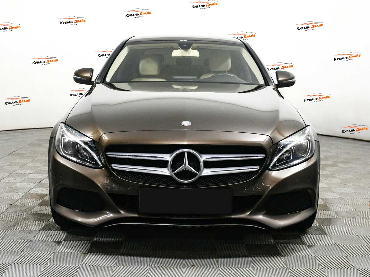 Mercedes-Benz C-Класс 2015 года с пробегом. Фото: #1