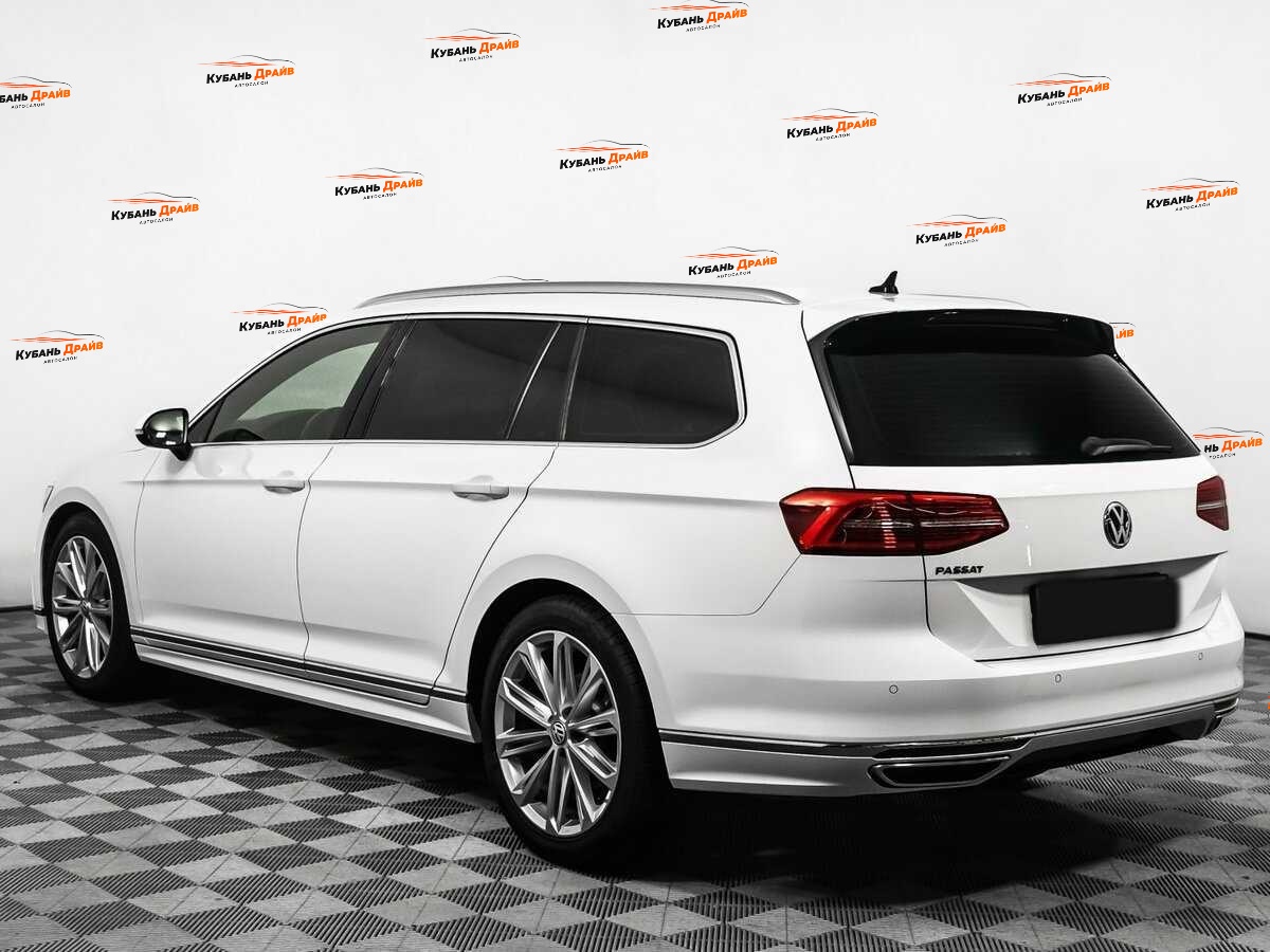 Volkswagen Passat 2019 года с пробегом. Фото: #6