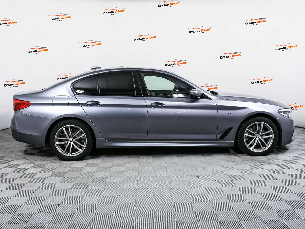 BMW 5 серии 2017 года с пробегом. Фото: #3