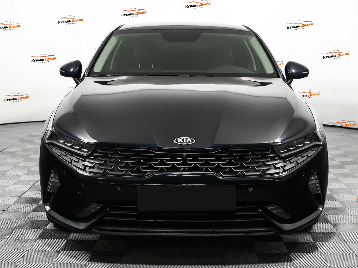 Kia K5 2021 года с пробегом. Фото: #1