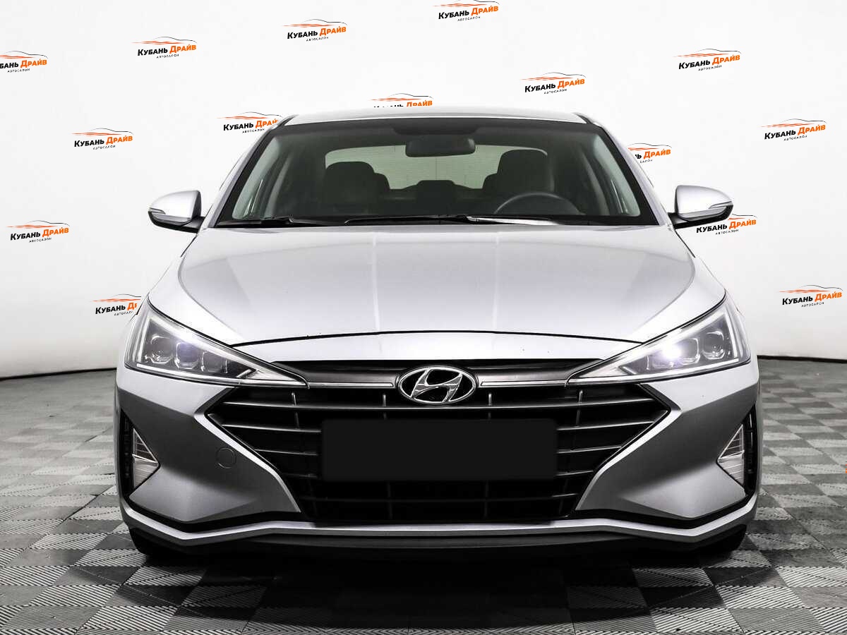 Hyundai Elantra 2020 года с пробегом. Фото: #1