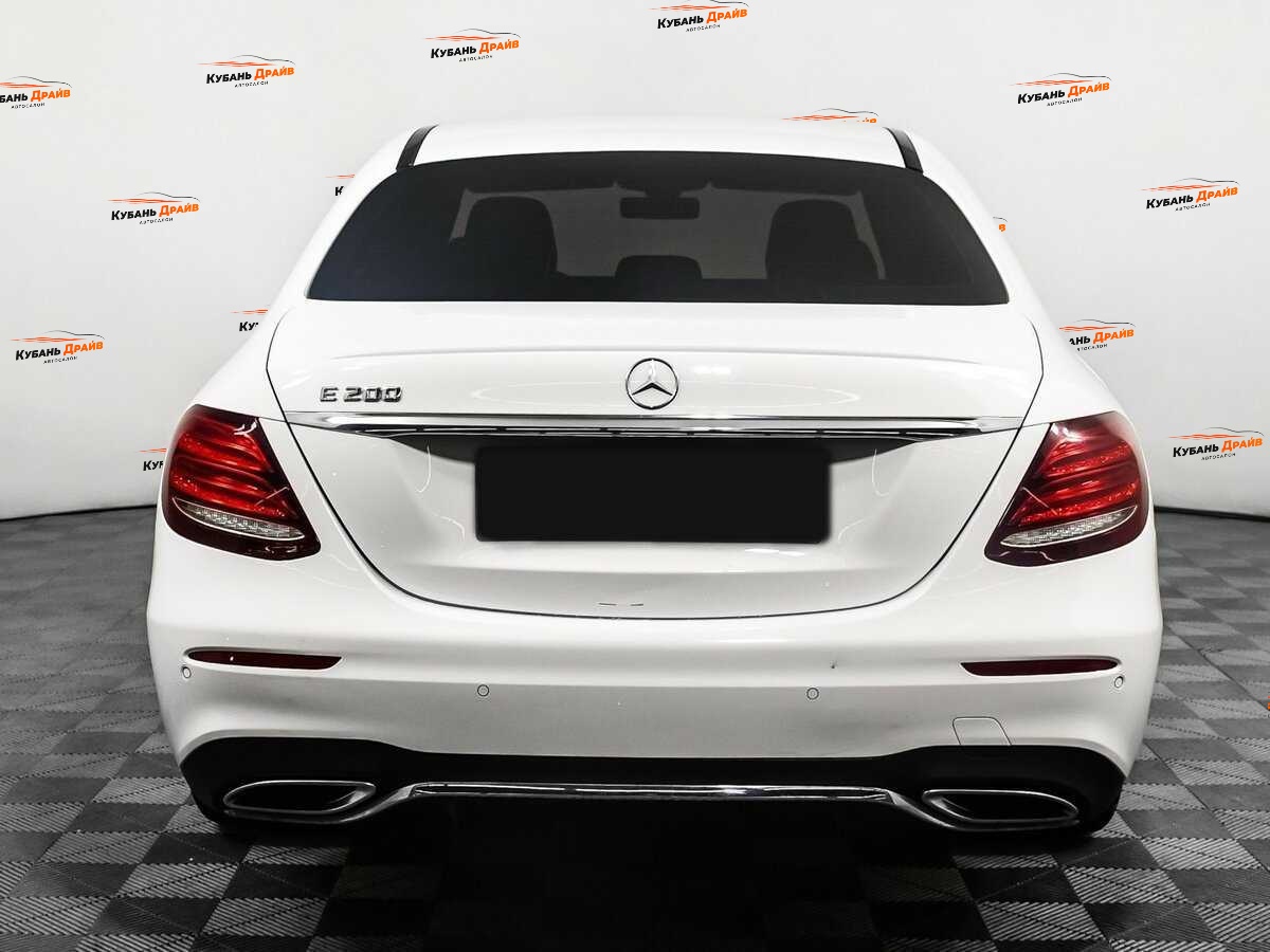 Mercedes-Benz E-Класс 2018 года с пробегом. Фото: #5