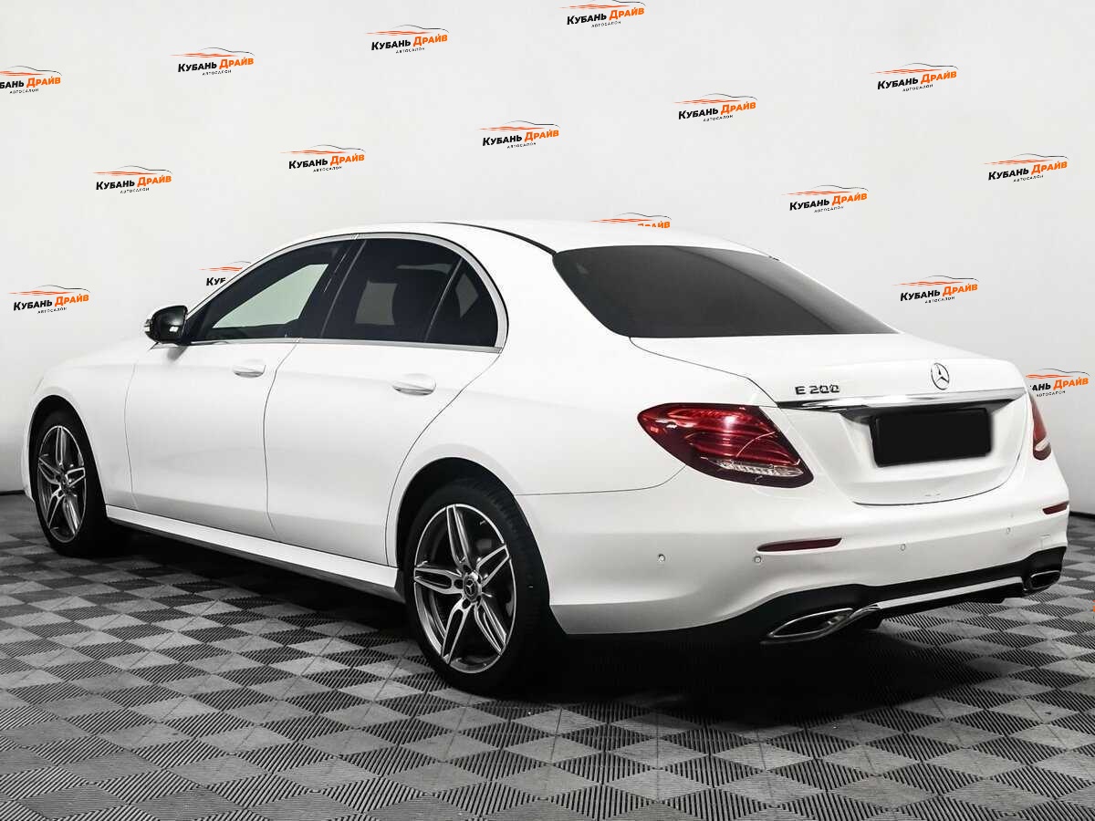 Mercedes-Benz E-Класс 2018 года с пробегом. Фото: #6