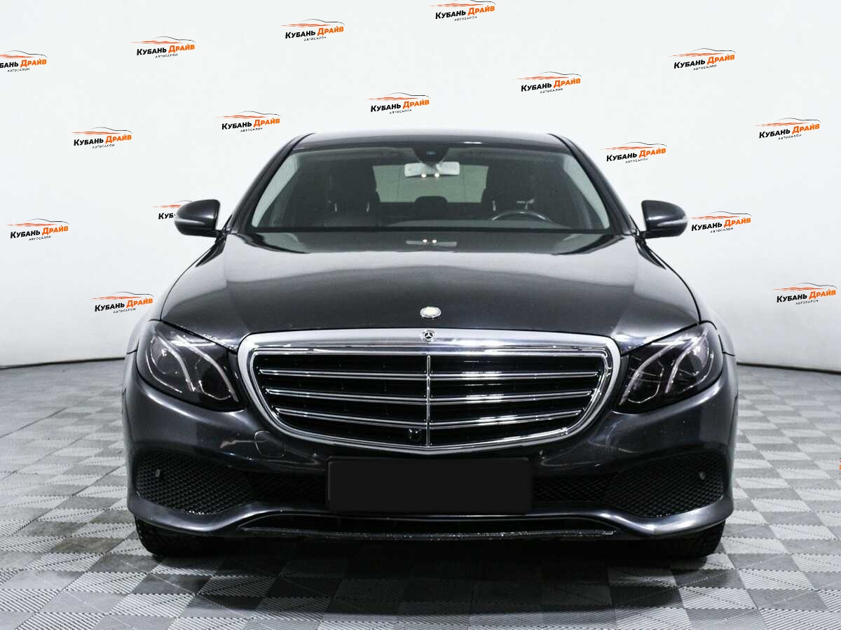 Mercedes-Benz E-Класс 2016 года с пробегом. Фото: #1
