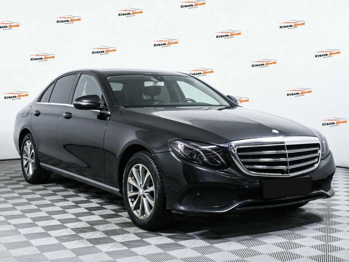Mercedes-Benz E-Класс 2016 года с пробегом. Фото: #2