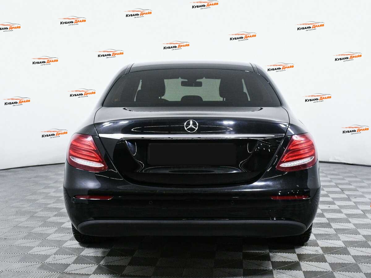 Mercedes-Benz E-Класс 2016 года с пробегом. Фото: #4