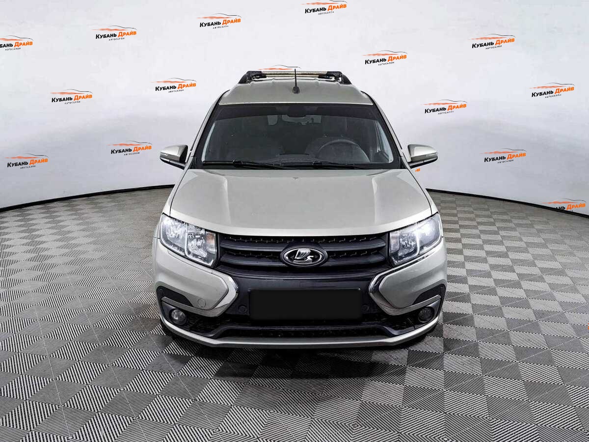 Lada (ВАЗ) Largus 2022 года с пробегом. Фото: #1