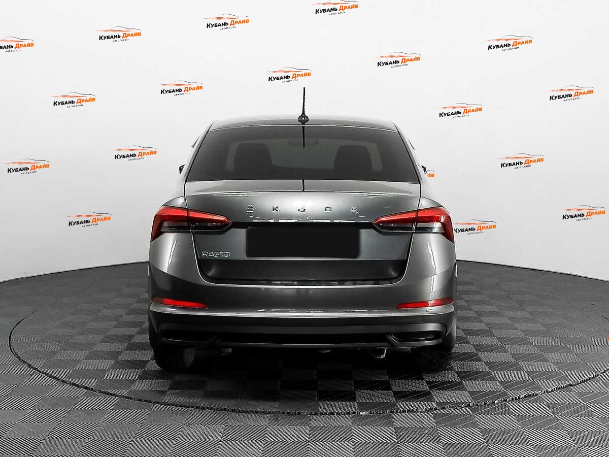Skoda Rapid 2021 года с пробегом. Фото: #4