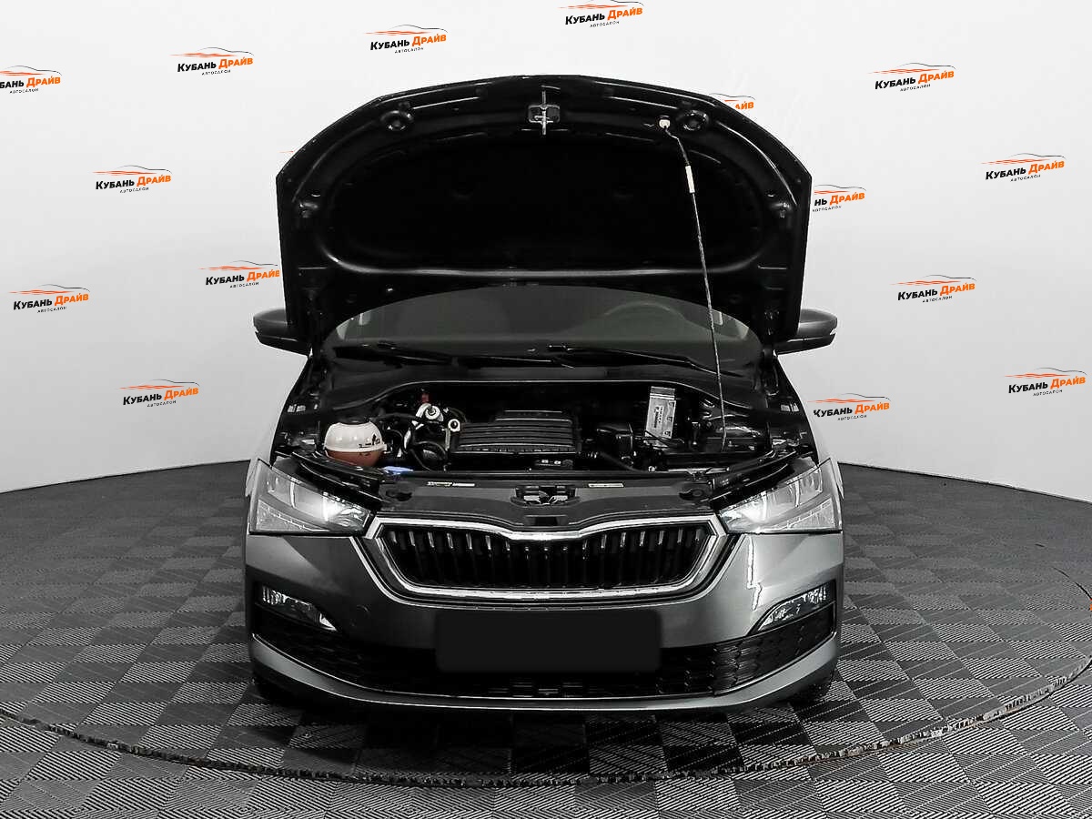 Skoda Rapid 2021 года с пробегом. Фото: #6