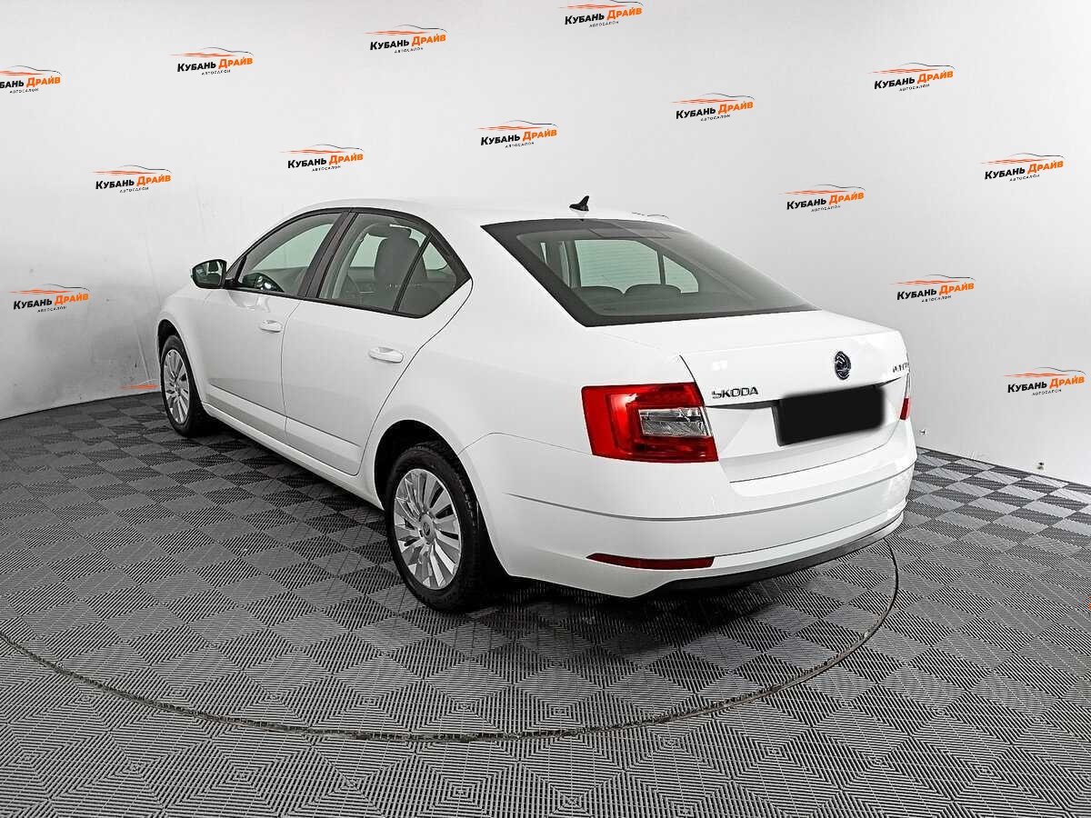 Skoda Octavia 2020 года с пробегом. Фото: #6