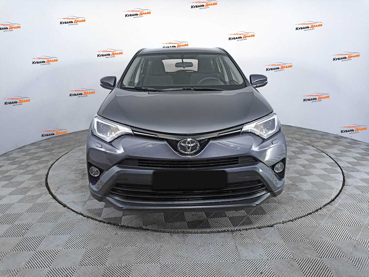 Toyota RAV4 2015 года с пробегом. Фото: #1