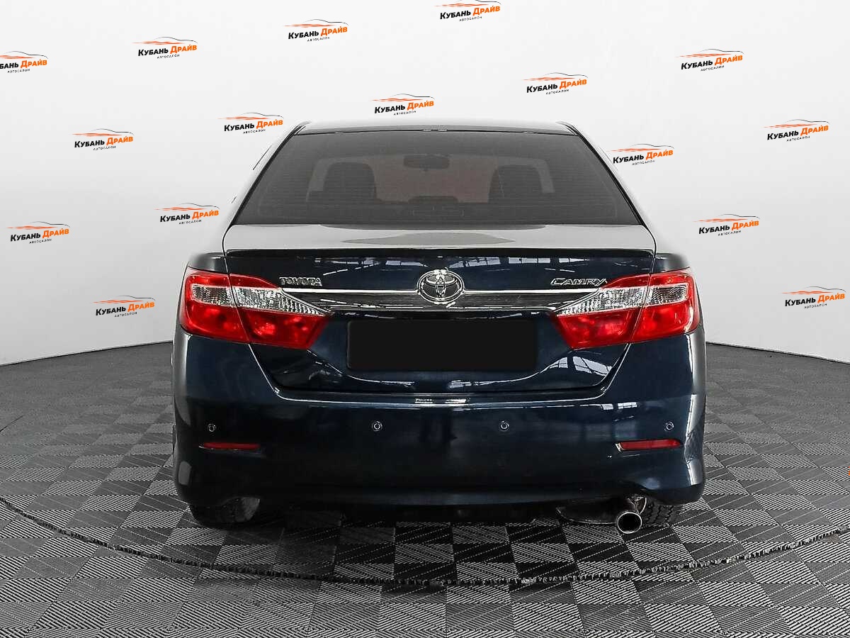 Toyota Camry 2014 года с пробегом. Фото: #4