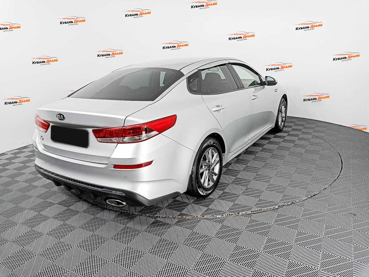 Kia K5 2019 года с пробегом. Фото: #3