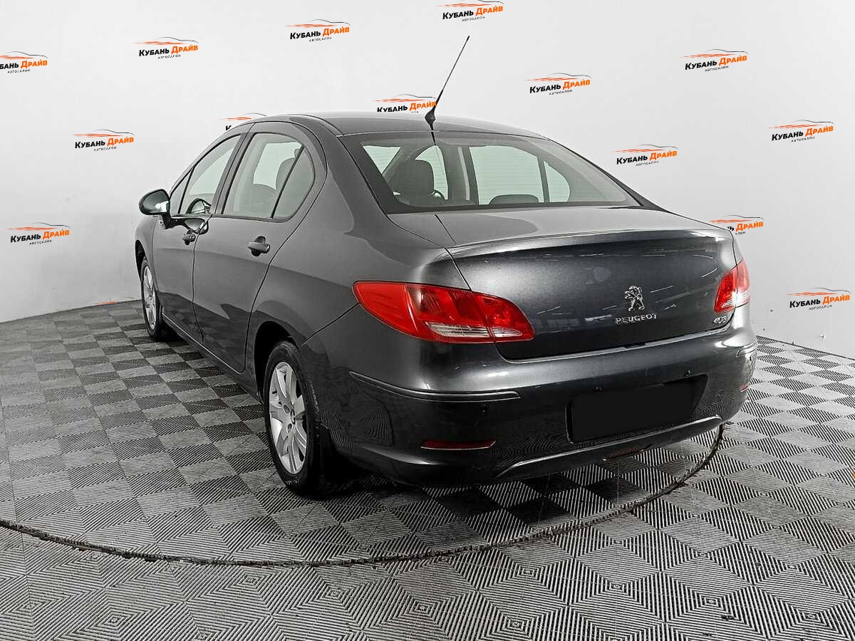 Peugeot 408 2012 года с пробегом. Фото: #4