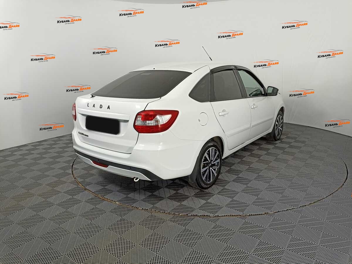 Lada (ВАЗ) Granta 2019 года с пробегом. Фото: #4