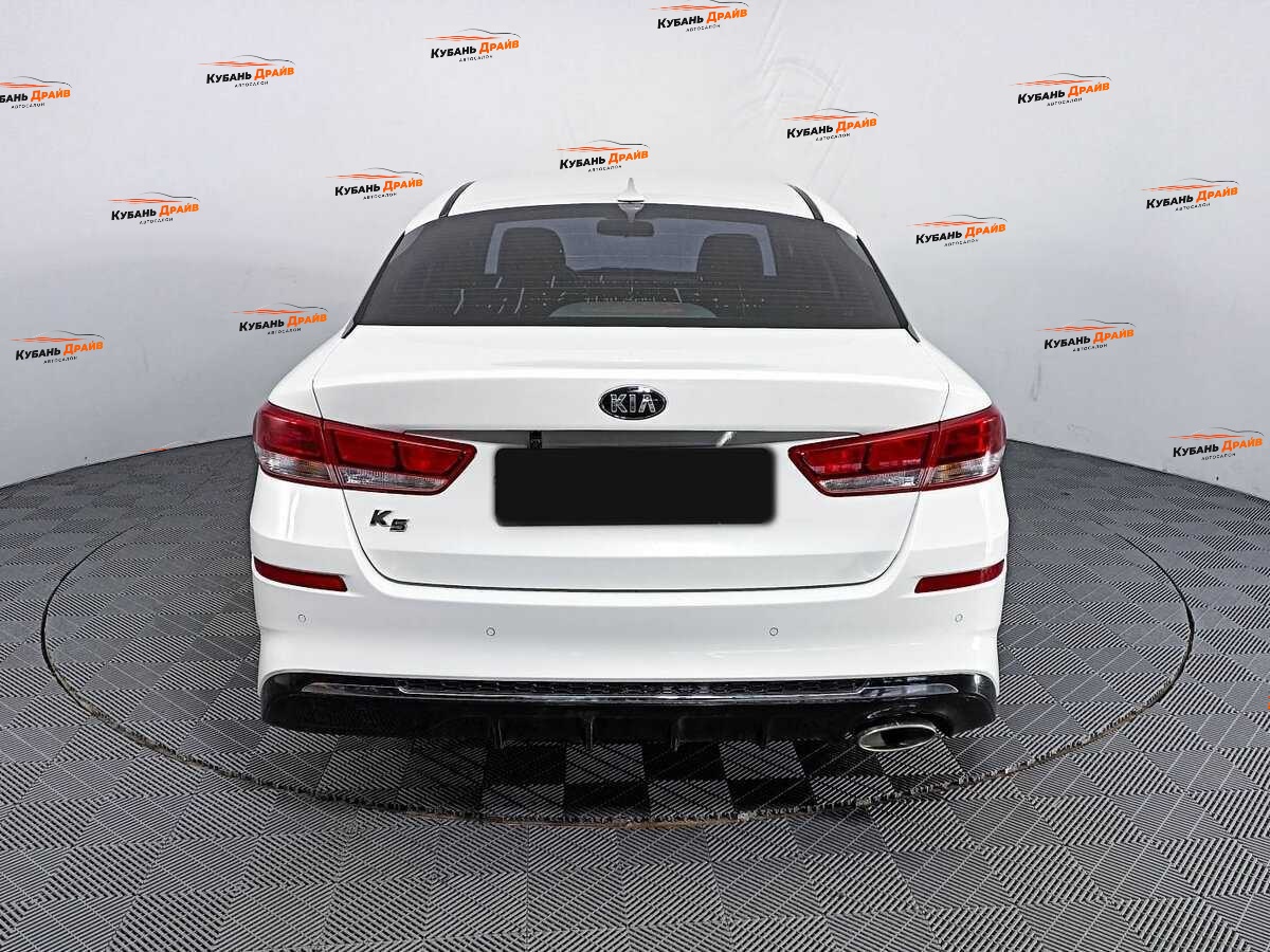 Kia K5 2018 года с пробегом. Фото: #5