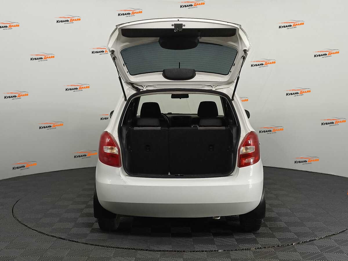 Skoda Fabia 2013 года с пробегом. Фото: #9