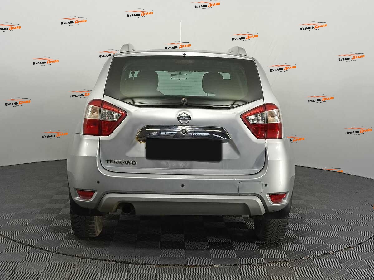 Nissan Terrano 2015 года с пробегом. Фото: #4