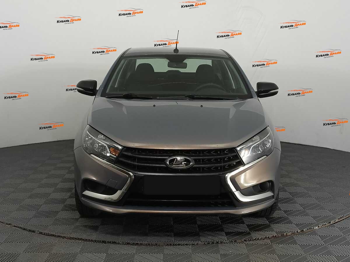 Lada (ВАЗ) Vesta 2017 года с пробегом. Фото: #1