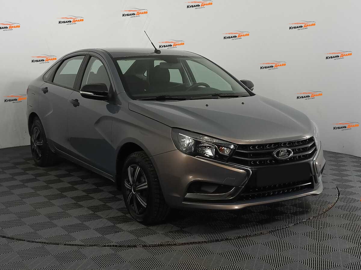 Lada (ВАЗ) Vesta 2017 года с пробегом. Фото: #2
