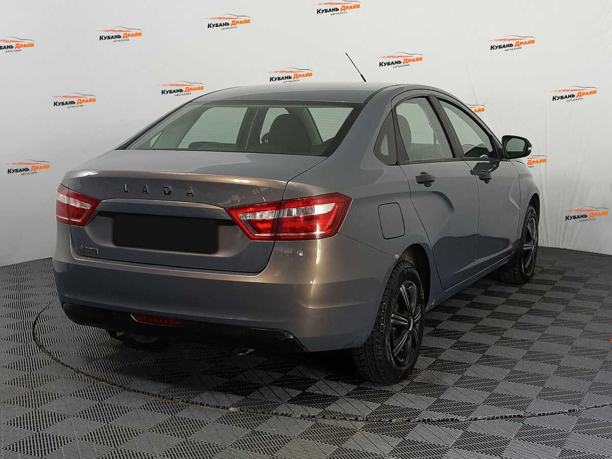 Lada (ВАЗ) Vesta 2017 года с пробегом. Фото: #3