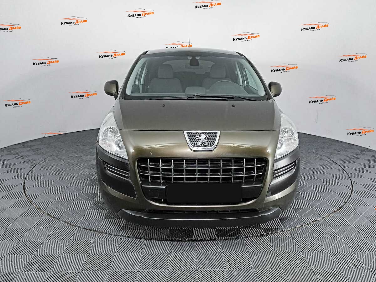 Peugeot 3008 2012 года с пробегом. Фото: #1