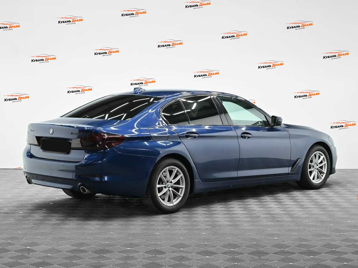 BMW 5 серии 2017 года с пробегом. Фото: #3