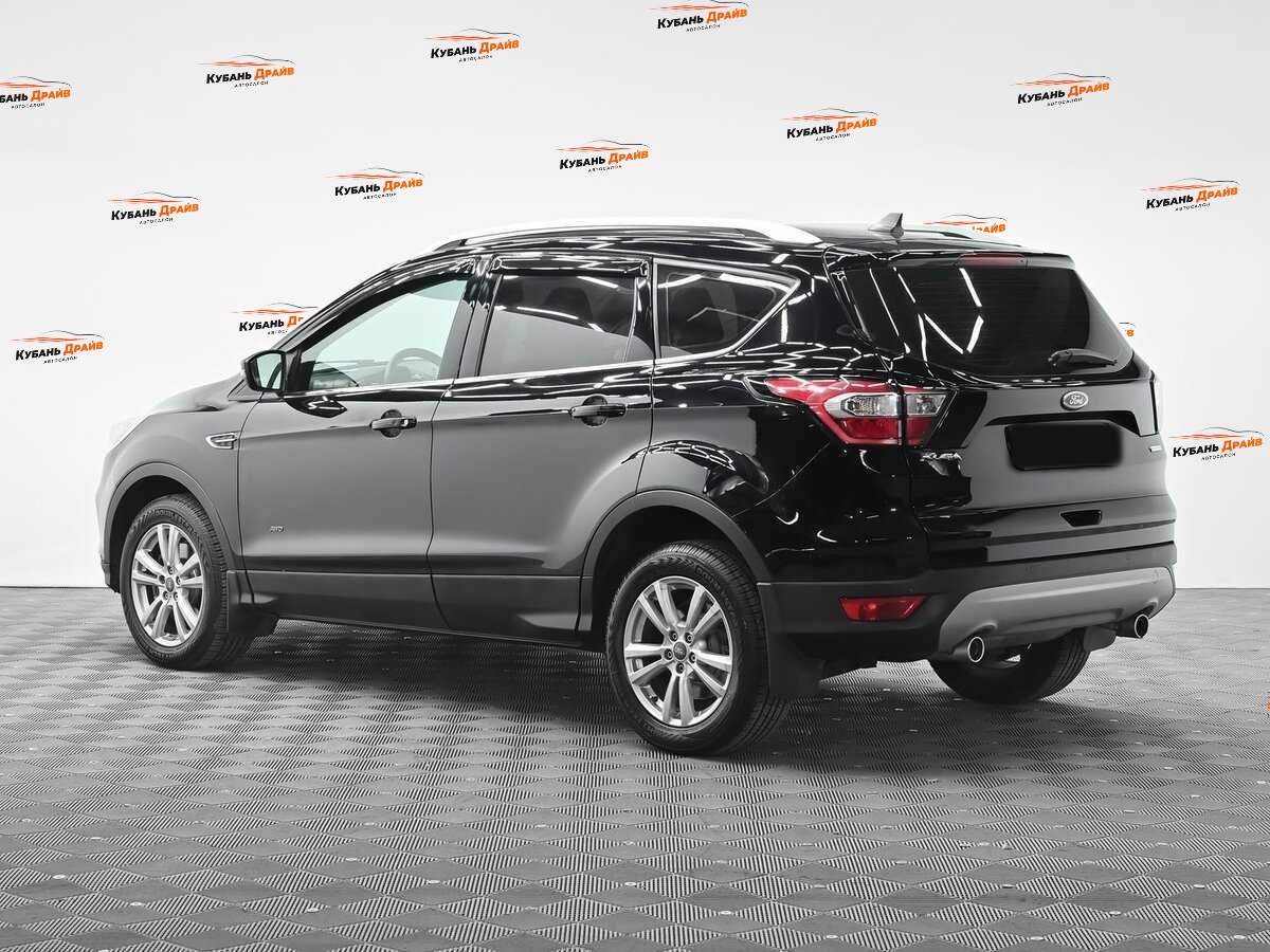 Ford Kuga 2017 года с пробегом. Фото: #2