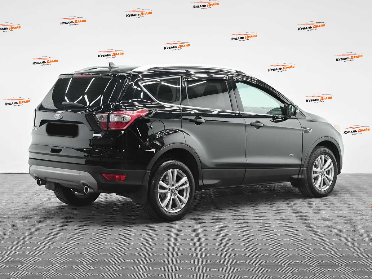 Ford Kuga 2017 года с пробегом. Фото: #3