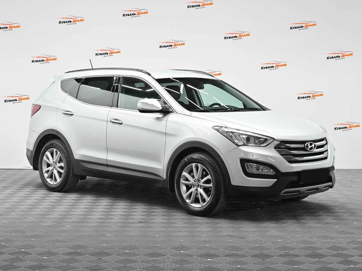 Hyundai Santa Fe 2012 года с пробегом. Фото: #1