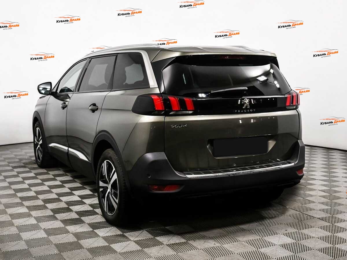 Peugeot 5008 2019 года с пробегом. Фото: #6