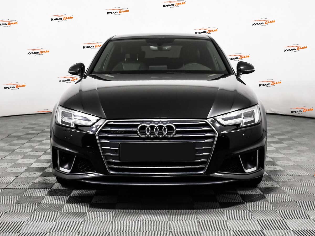 Audi A4 2018 года с пробегом. Фото: #1